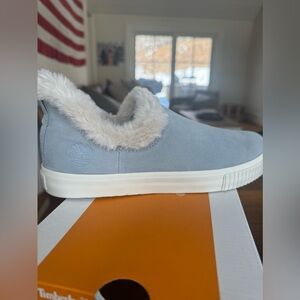 NWT Timberland Slippers/Sneakers